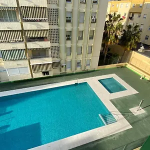 https://amplio-piso-en-centro-de-torre-del-mar.1costadelsol.com